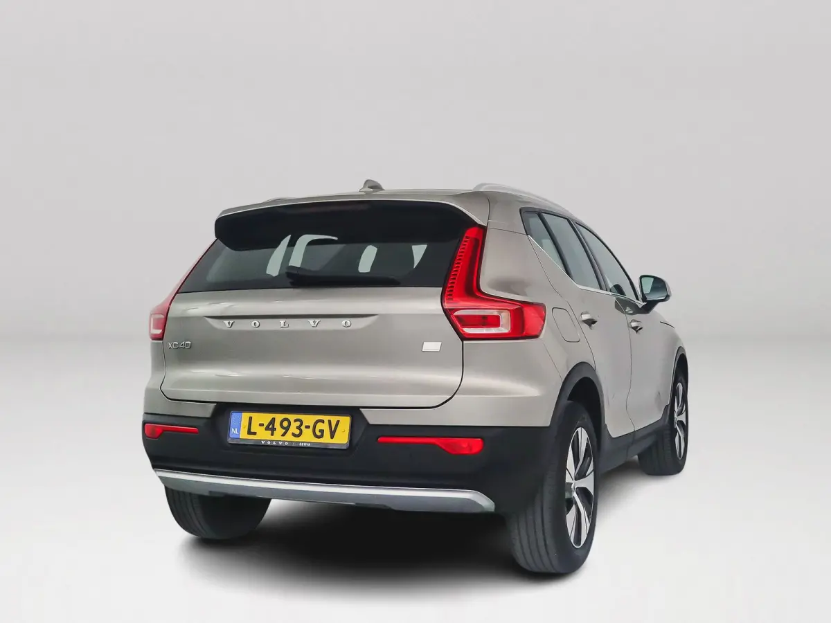 T5 Business Pro | Parkeercamera | Climate control | Cruise control | Navigatie