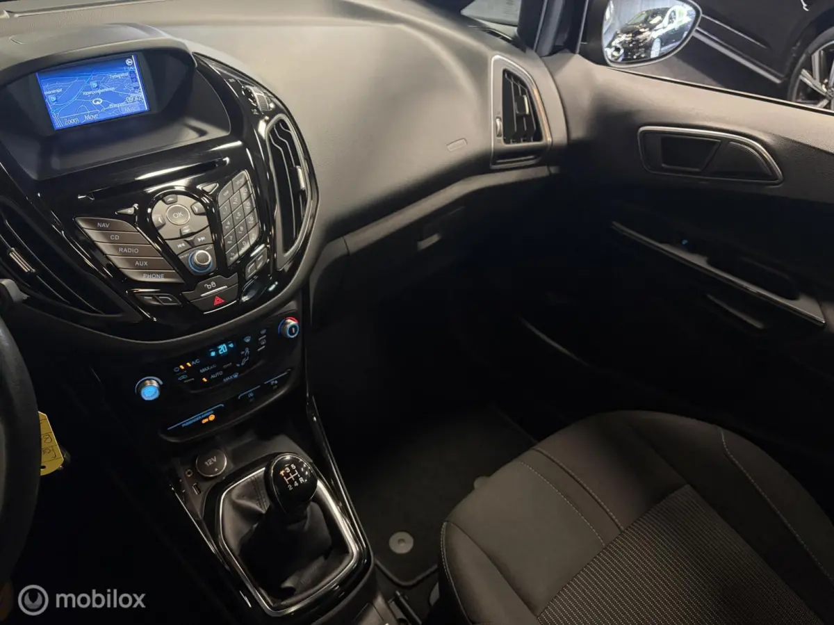 1.0 EcoBoost Titanium DEALER O.H. / CLIMA / CRUISE / TR.HAAK / PDC /