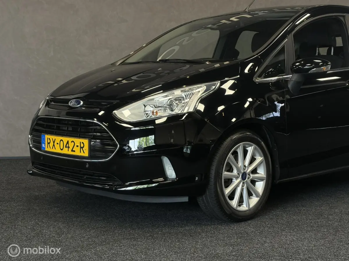 1.0 EcoBoost Titanium DEALER O.H. / CLIMA / CRUISE / TR.HAAK / PDC /