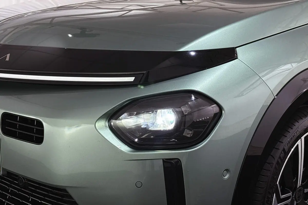 1.2 Turbo Hybrid LX Automaat Camera Apple CarPlay