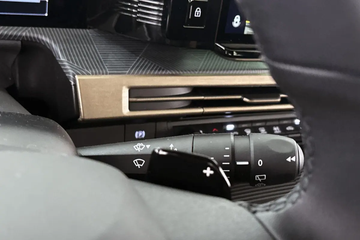 1.2 Turbo Hybrid LX Automaat Camera Apple CarPlay
