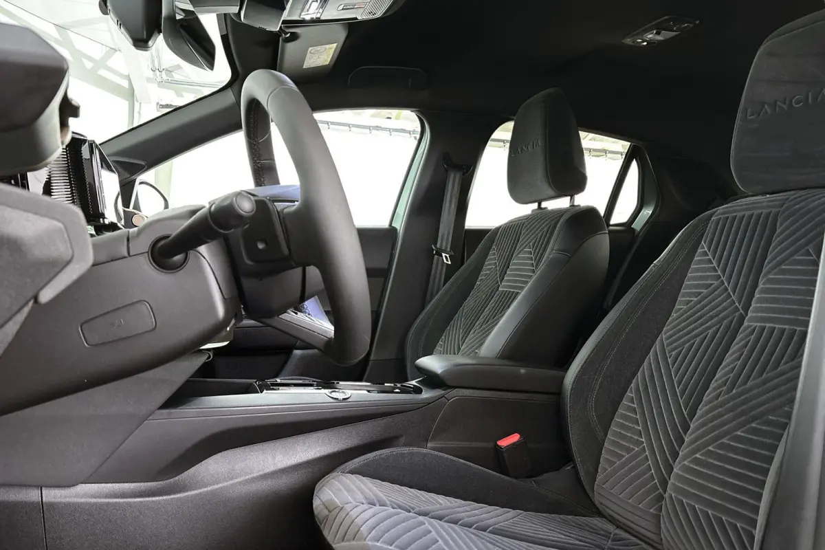 1.2 Turbo Hybrid LX Automaat Camera Apple CarPlay