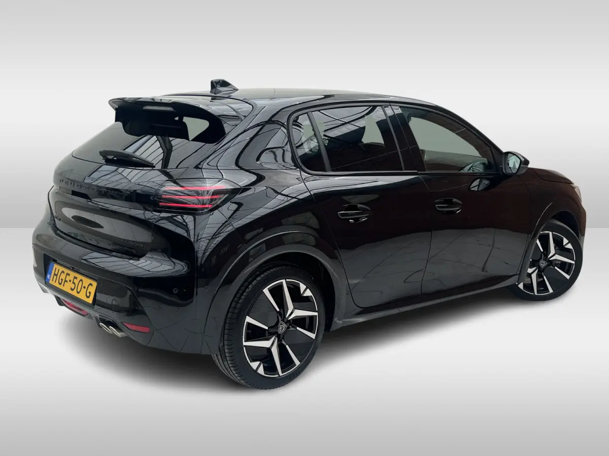 Hybrid 145 e-DCS6 GT | Keyless | Camera voor + achter | Carplay/Android Auto | Adaptive Cruise Control |