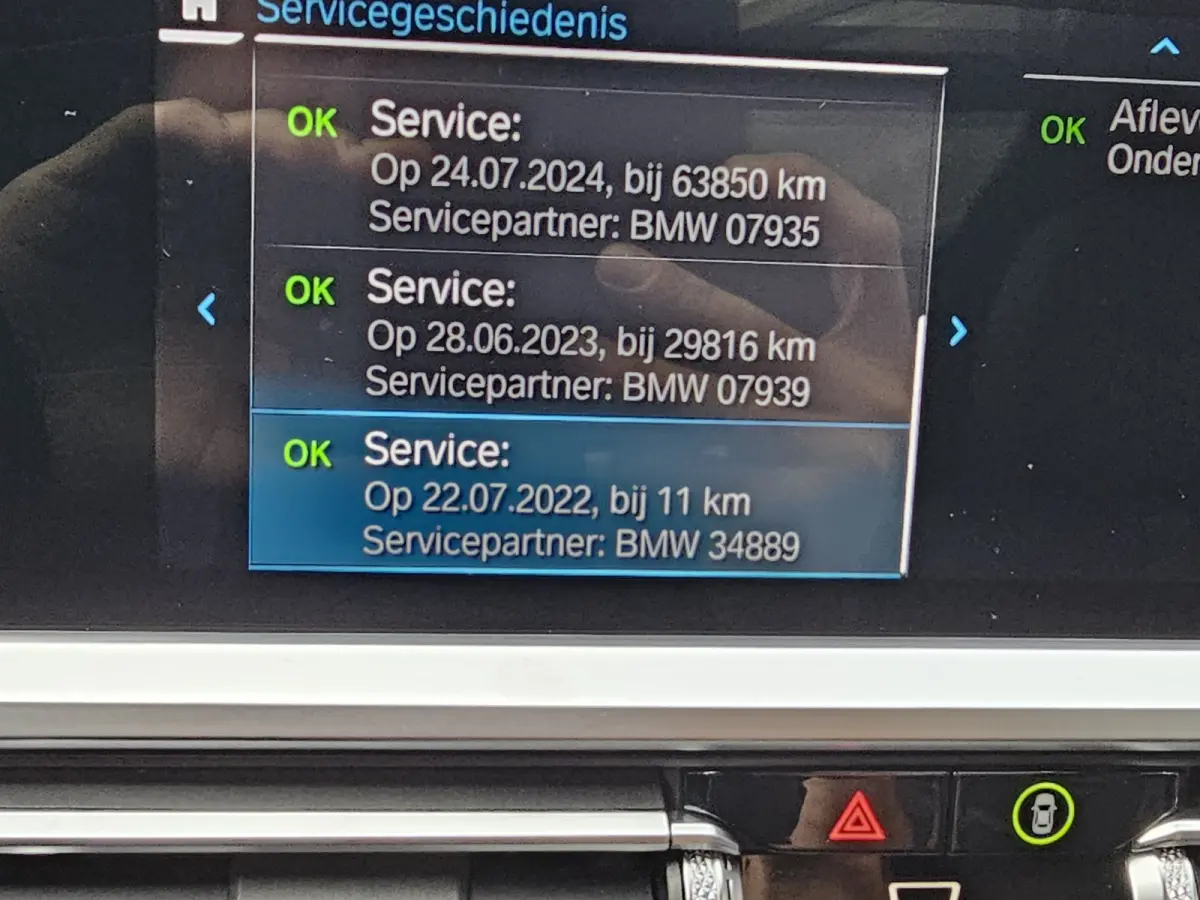 330e M-Sport Touring Plus | LED | Pano | Trekhaak | Stoelverwarming | Shadow-Line | Park Assist | Driving Assistant | Vol |