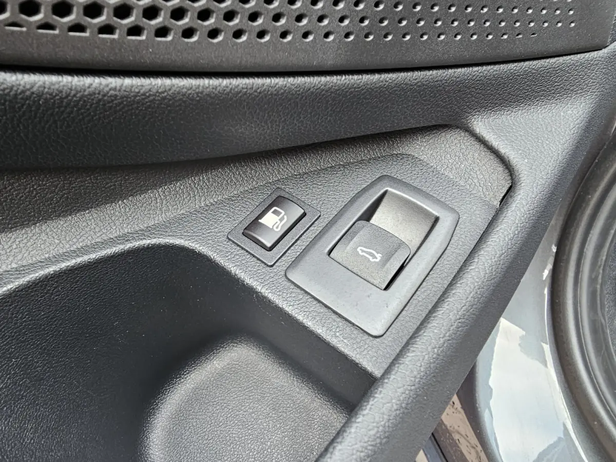 330e M-Sport Touring Plus | LED | Pano | Trekhaak | Stoelverwarming | Shadow-Line | Park Assist | Driving Assistant | Vol |