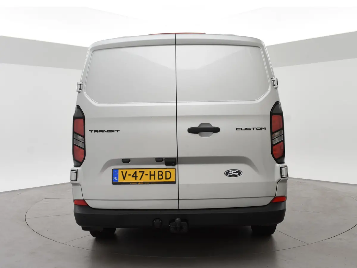 300 2.0 TDCI L2H1 6-PERS DUBBEL CAB. + TREKHAAK | CARPLAY | CAMERA