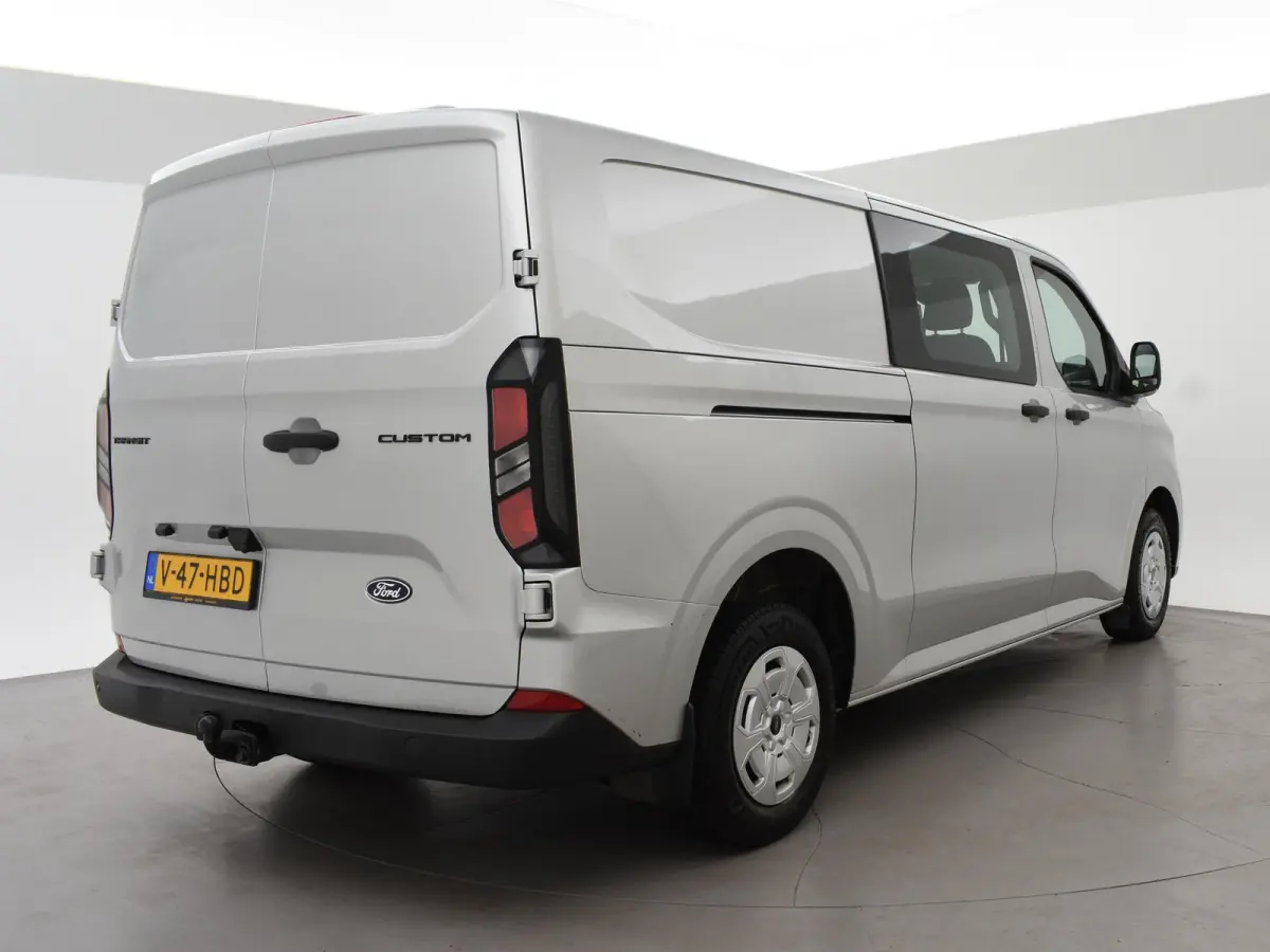 300 2.0 TDCI L2H1 6-PERS DUBBEL CAB. + TREKHAAK | CARPLAY | CAMERA