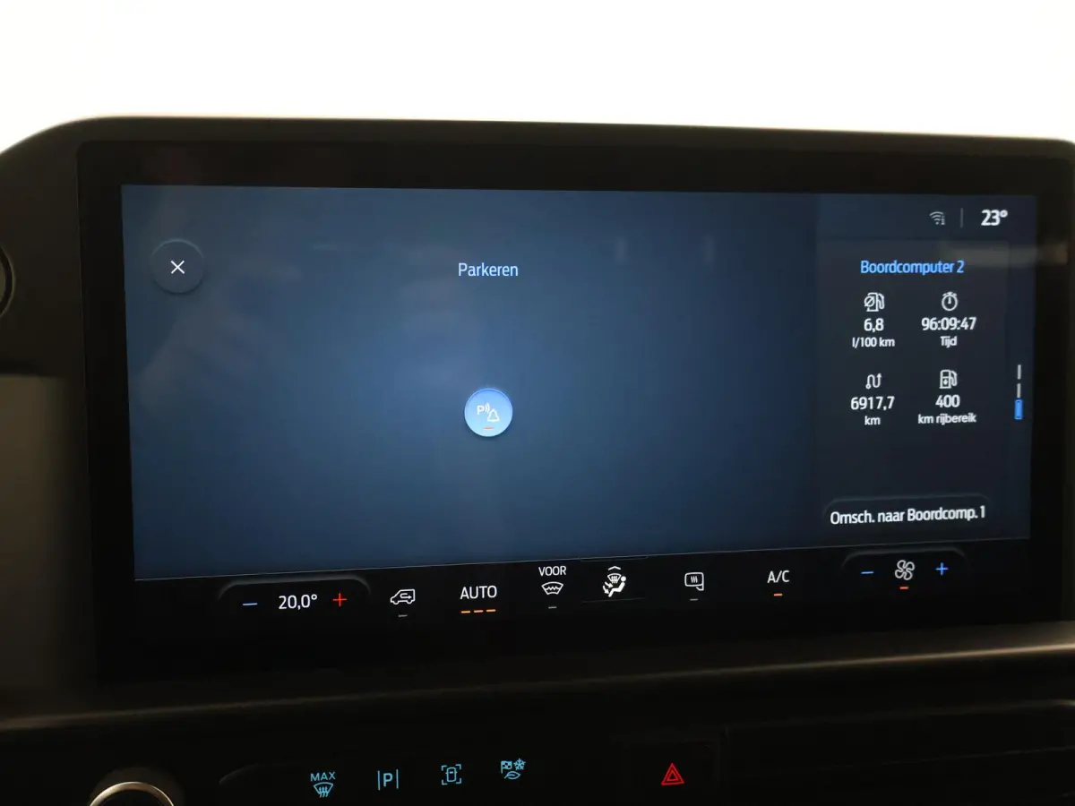 300 2.0 TDCI L2H1 6-PERS DUBBEL CAB. + TREKHAAK | CARPLAY | CAMERA