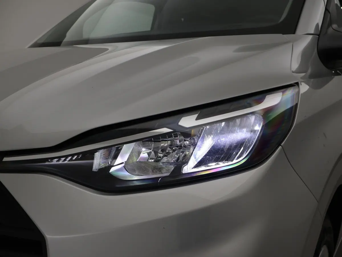 300 2.0 TDCI L2H1 6-PERS DUBBEL CAB. + TREKHAAK | CARPLAY | CAMERA