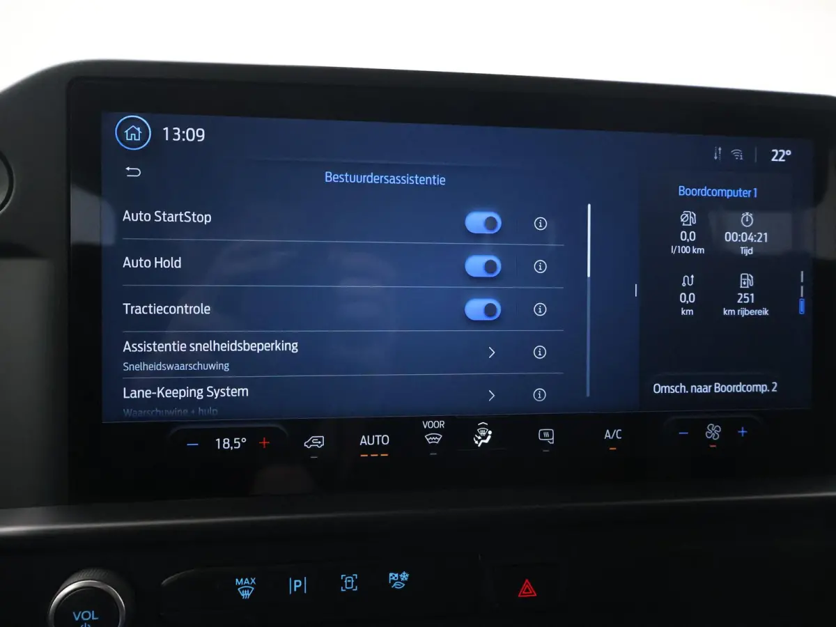 300 2.0 TDCI L2H1 6-PERS DUBBEL CAB. + TREKHAAK | CARPLAY | CAMERA