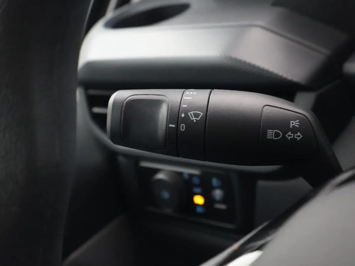 300 2.0 TDCI L2H1 6-PERS DUBBEL CAB. + TREKHAAK | CARPLAY | CAMERA