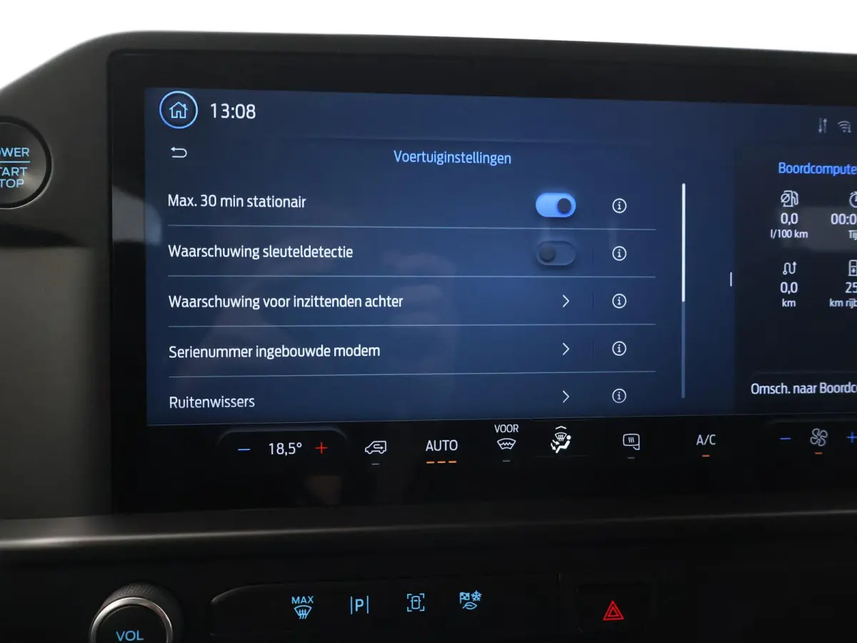 300 2.0 TDCI L2H1 6-PERS DUBBEL CAB. + TREKHAAK | CARPLAY | CAMERA