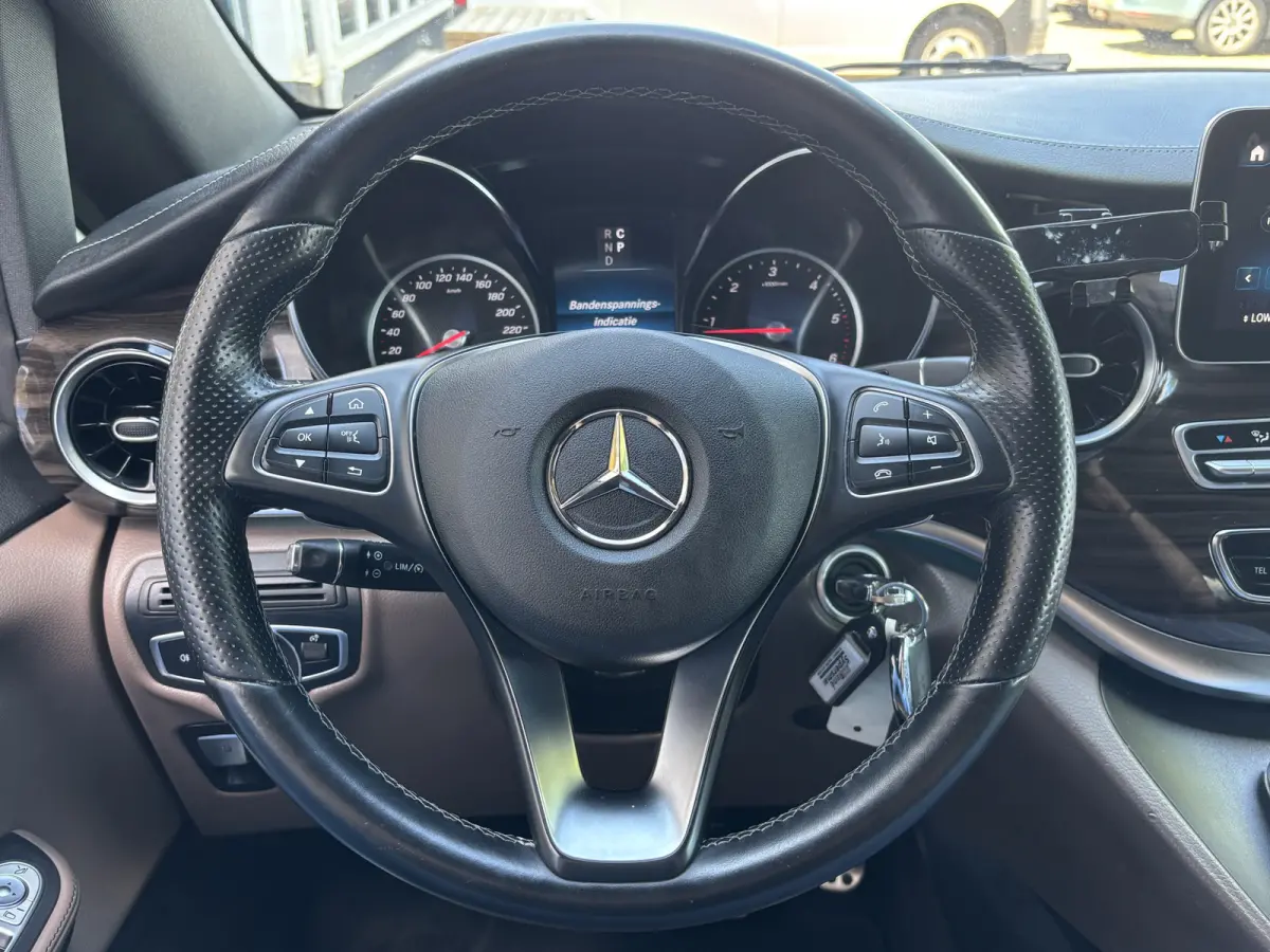 250d Extra Lang Avantgarde Edition | VIP | AMG Pakket | Sport onderstel
