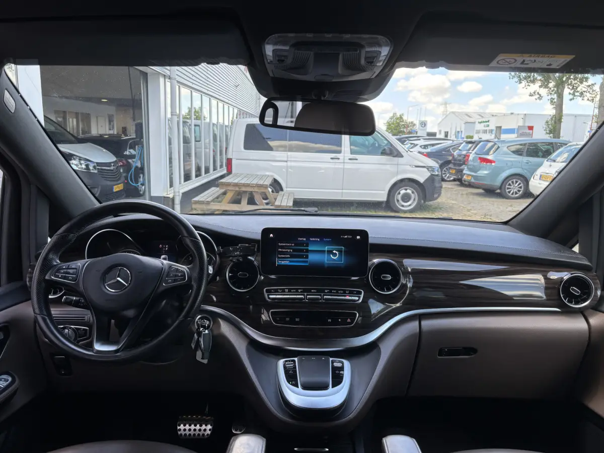 250d Extra Lang Avantgarde Edition | VIP | AMG Pakket | Sport onderstel