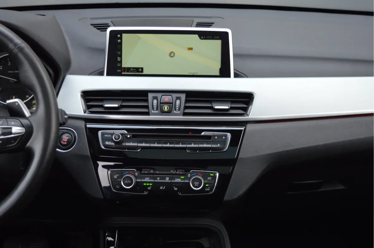 sDrive20i High Executive | M-PAKKET | PANO | ACC | HUD | CAMERA |