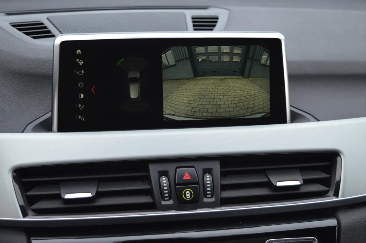 sDrive20i High Executive | M-PAKKET | PANO | ACC | HUD | CAMERA |