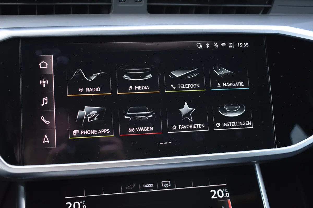 55 TFSI e 367PK quattro Competition | S-Line in- en exterieur | MMI Navigatie Plus | Schuif-kanteldak | Matrix LED | Wegklapbare trekhaak | Elektrische achterklep