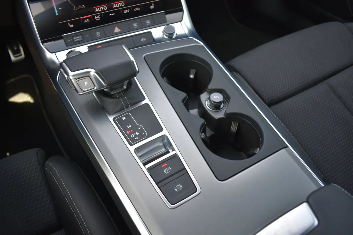 55 TFSI e 367PK quattro Competition | S-Line in- en exterieur | MMI Navigatie Plus | Schuif-kanteldak | Matrix LED | Wegklapbare trekhaak | Elektrische achterklep