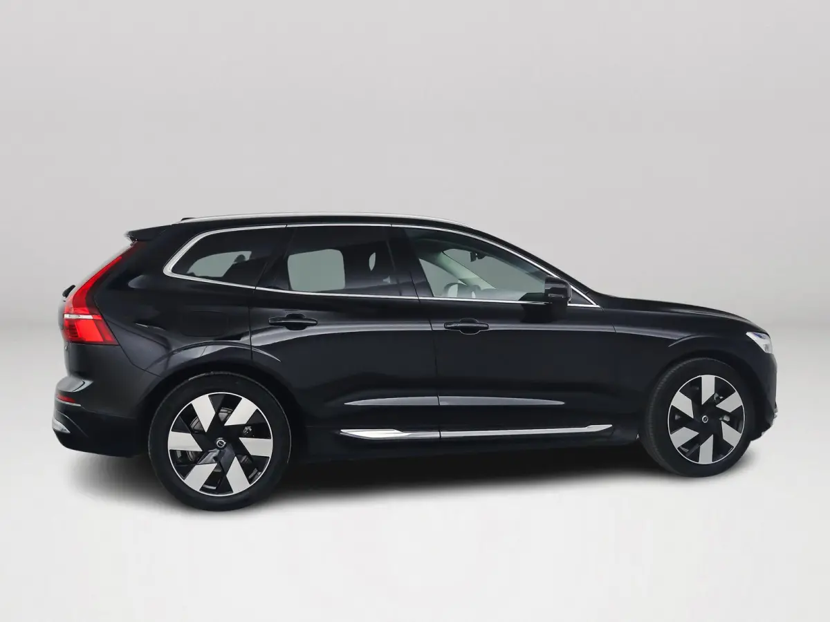 T6 Plug-in hybrid AWD Ultra Bright | SOH 98% | Panoramadak | 360° camera | Luchtvering | Harman Kardon | Stoel- en Stuurverwarming | Trekhaak