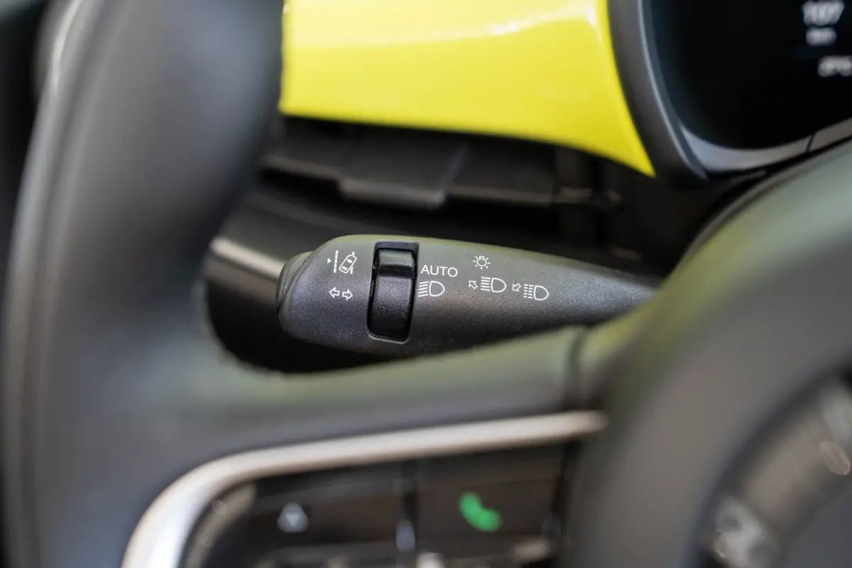 Urban 42 kWh | SOH 100% | Navigatie | Camera | Parkeersensoren | Stoelverwarming | Climate Controle |