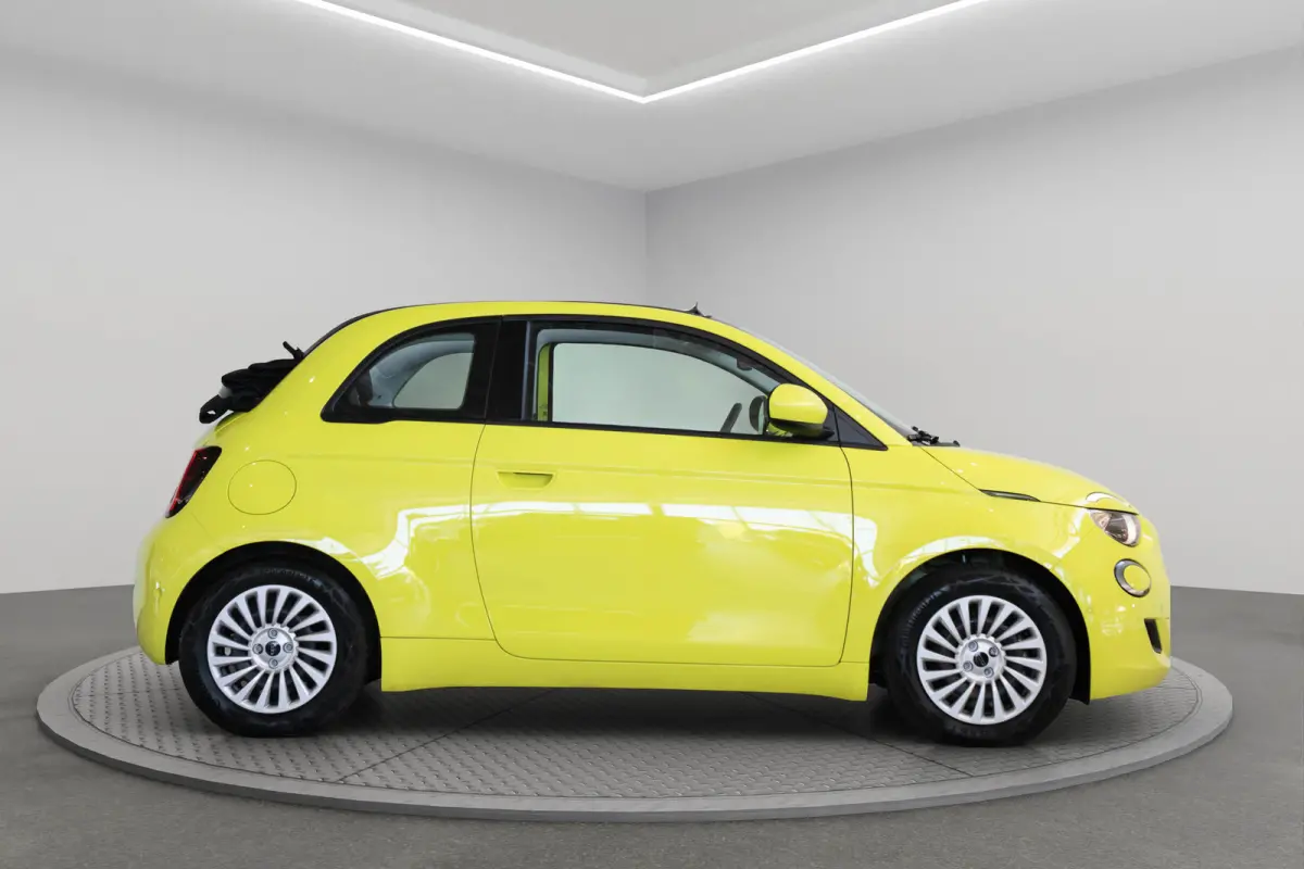 Urban 42 kWh | SOH 100% | Navigatie | Camera | Parkeersensoren | Stoelverwarming | Climate Controle |