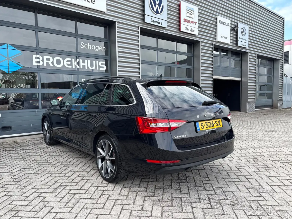 1.4 TSI 218 pk iV Business Edition Plus 6-DSG | Panoramadak | Achteruitrijcamera | Navigatie |