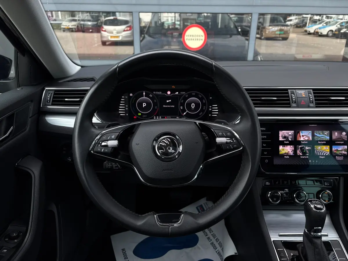 1.4 TSI 218 pk iV Business Edition Plus 6-DSG | Panoramadak | Achteruitrijcamera | Navigatie |