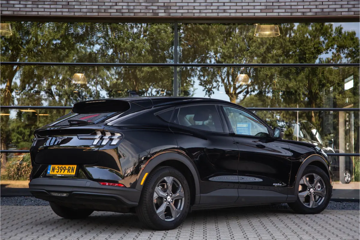RWD 75 kWh , SOH 93%, Stoel/stuurverwarming, 360-camera, Carplay, Leder, B&O