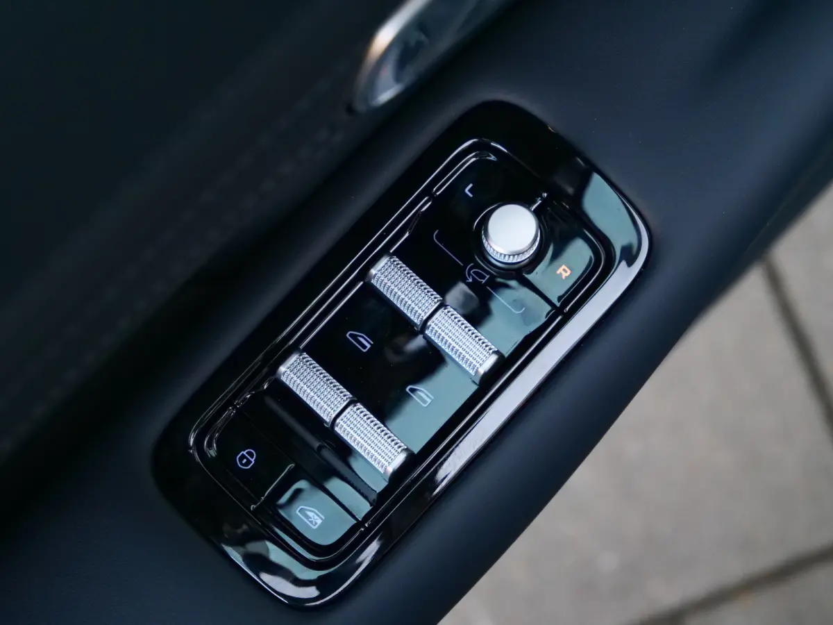 1.5 Pro 262 Pk Automaat Navi / DAB / Camera / Apple Carplay / Stoelverwarming