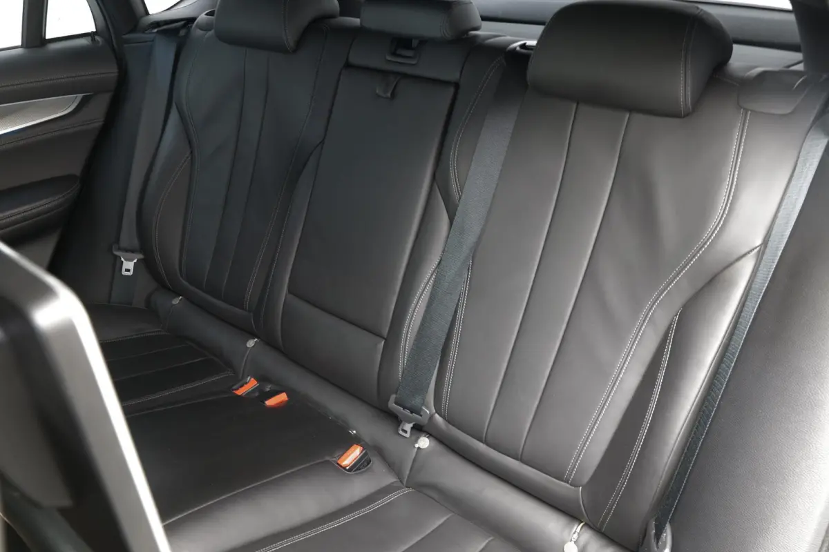 M X6M 4.4 V8 |CarbonPakket|Memory|HUD|Nieuwstaat!|