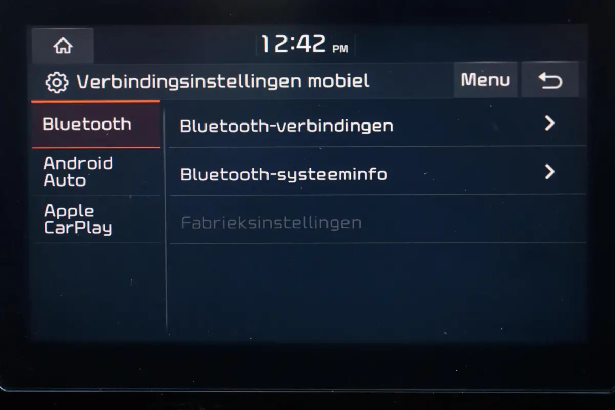 1.0 T-GDi ComfortLine, NL, 1 eig. CarPlay, LED, camera