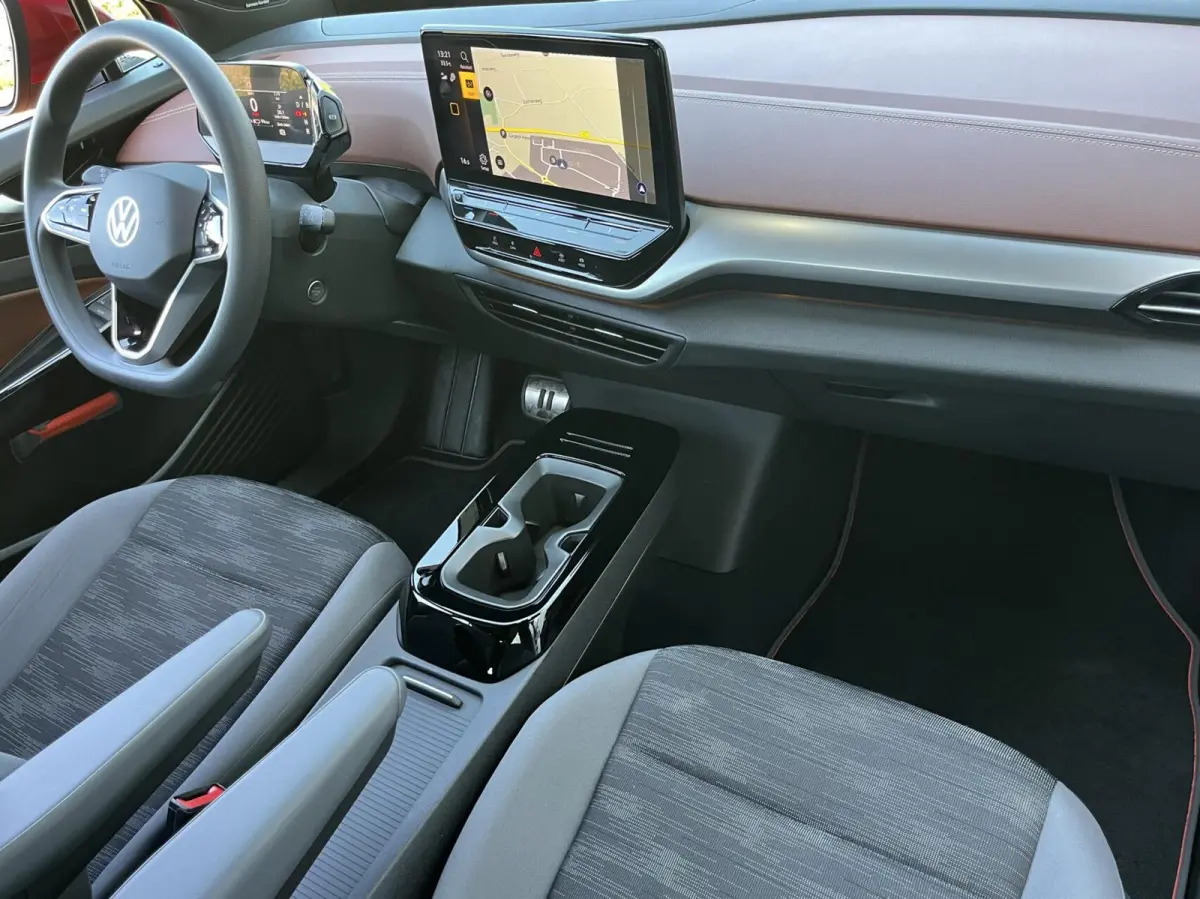 ID.5 77 kWh SUPER SOH 95%!! HARMAN/KARDON+ACC BTW