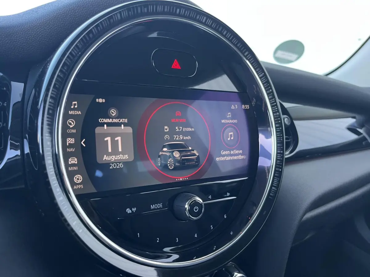 1.5 AUT. Business Ed. LED+SPORTSTOELEN+CARPLAY