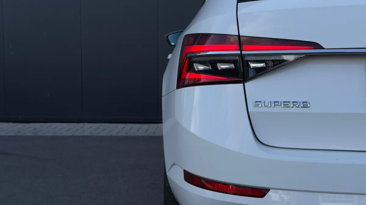 1.4 TSI 218pk iV Business Edition | SOH: 89,87% | Camera | Carplay | Adaptive Cruise | 18" |