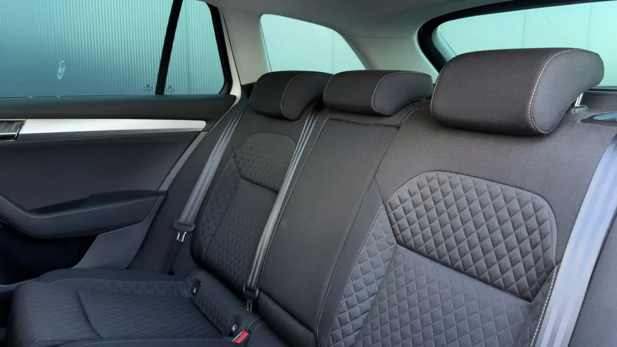 1.4 TSI 218pk iV Business Edition | SOH: 89,87% | Camera | Carplay | Adaptive Cruise | 18" |