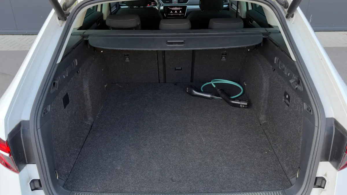 1.4 TSI 218pk iV Business Edition | SOH: 89,87% | Camera | Carplay | Adaptive Cruise | 18" |