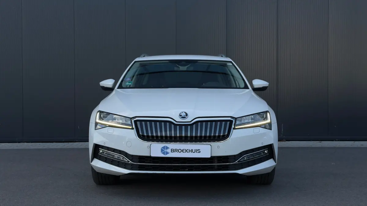 1.4 TSI 218pk iV Business Edition | SOH: 89,87% | Camera | Carplay | Adaptive Cruise | 18" |