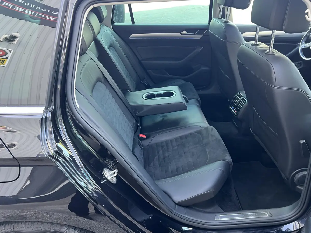 1.4 TSI GTE Connected Series Plus PANO-DAK Trekhaak Stoelverw.