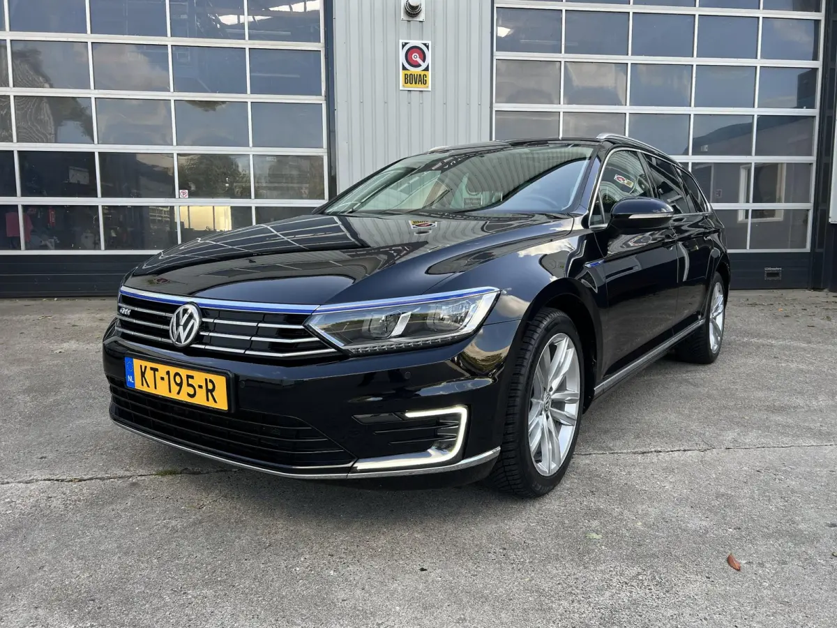 1.4 TSI GTE Connected Series Plus PANO-DAK Trekhaak Stoelverw.
