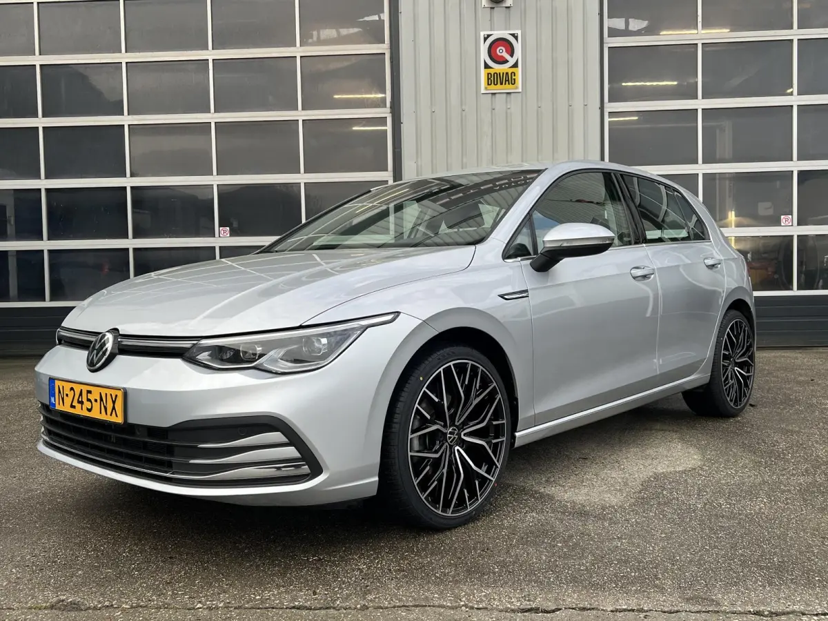 1.5 TSI Style GT Stoelverwarming / LED / PDC / 19 inch / Memory stoel