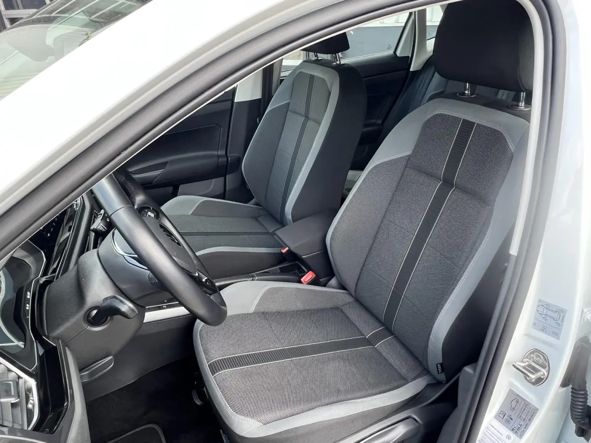 1.0 TSI Highline Business R R-line DSG Automaat