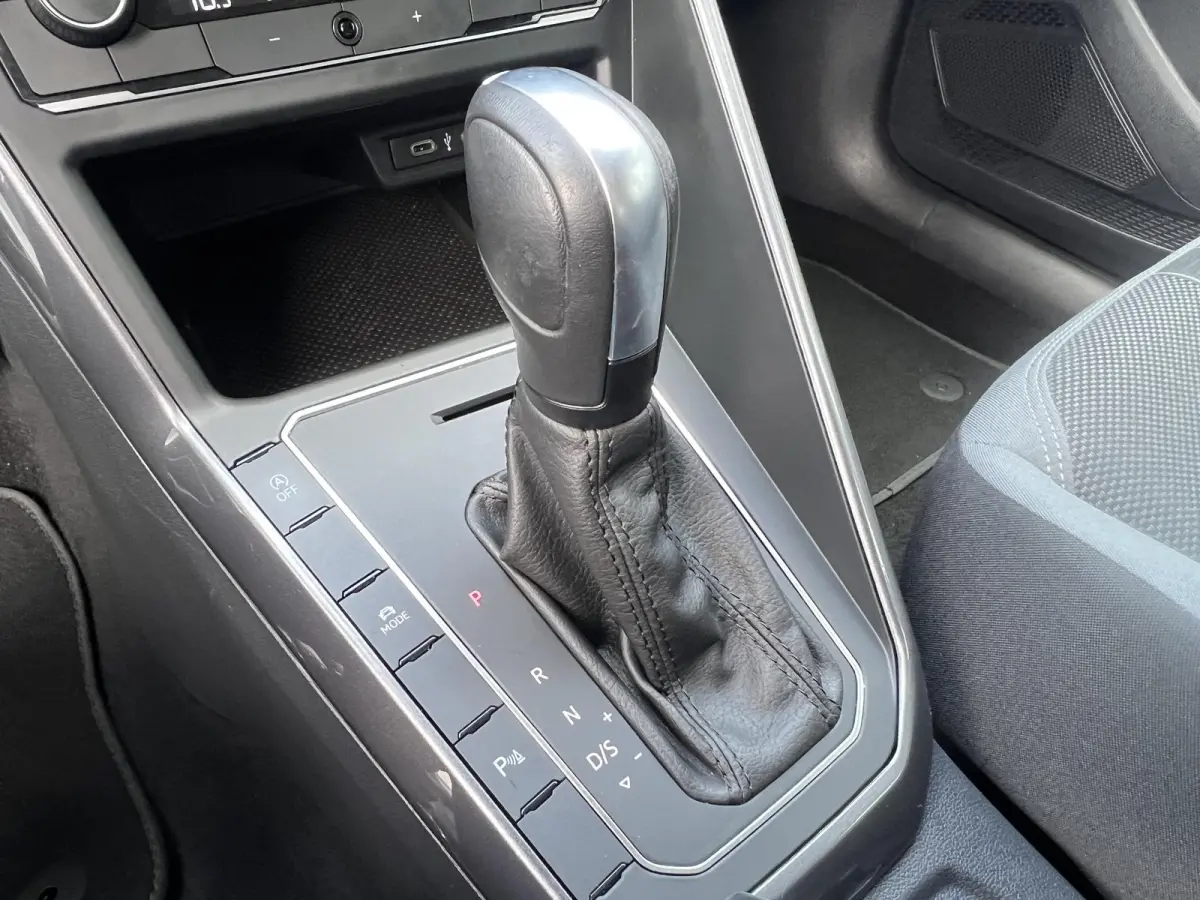 1.0 TSI Highline Business R R-line DSG Automaat