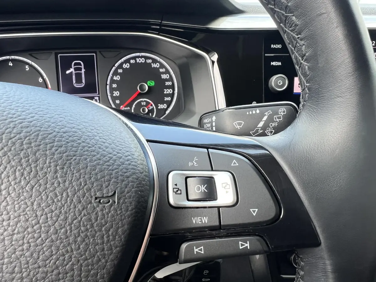 1.0 TSI Highline Business R R-line DSG Automaat