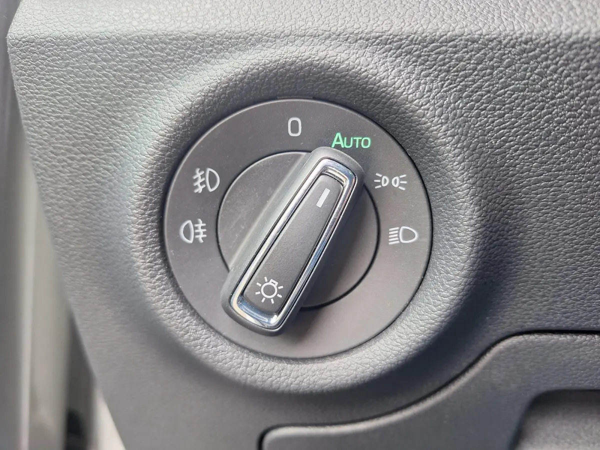 TSI 110pk DSG Sport (Camera,Clima,LM,Keyless)