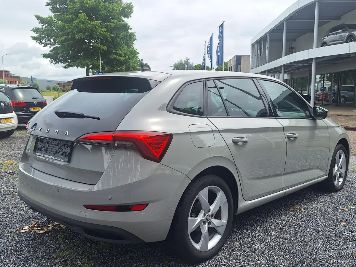 TSI 110pk DSG Sport (Camera,Clima,LM,Keyless)