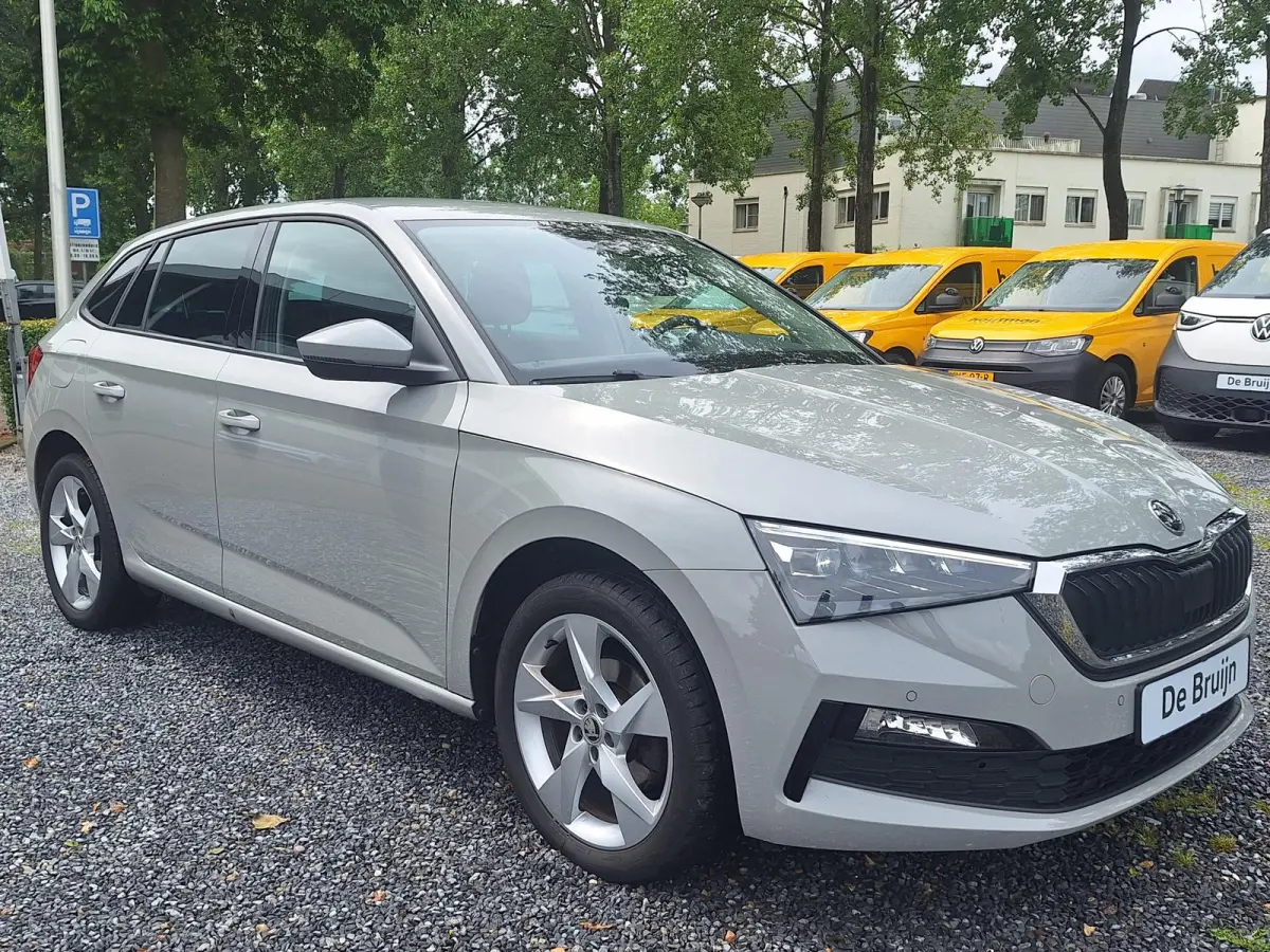 TSI 110pk DSG Sport (Camera,Clima,LM,Keyless)