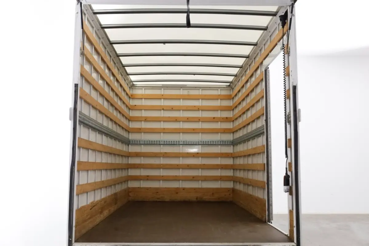 35S18 3.0 180pk HiMatic Automaat Bakwagen met laadklep H240cm 03-2022