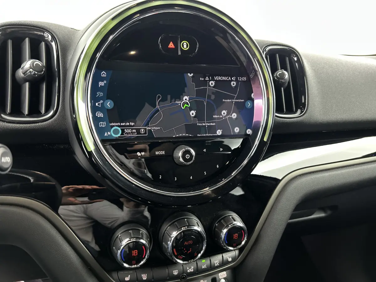 1.5 Cooper Facelift Black Ed Digi.Dashboard/Sportstoel/Camera/Keyless entry