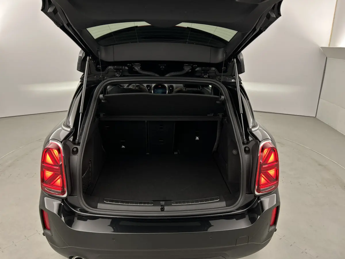 1.5 Cooper Facelift Black Ed Digi.Dashboard/Sportstoel/Camera/Keyless entry