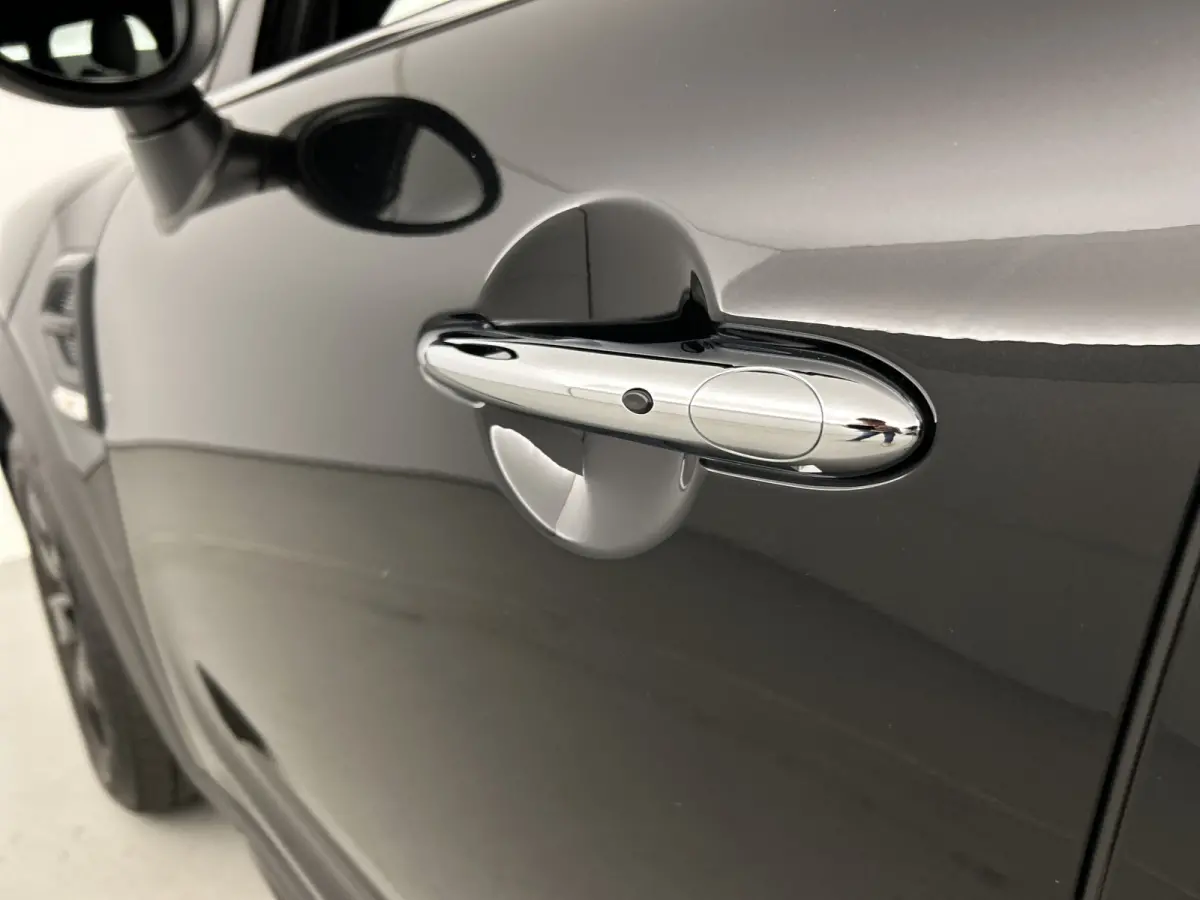 1.5 Cooper Facelift Black Ed Digi.Dashboard/Sportstoel/Camera/Keyless entry